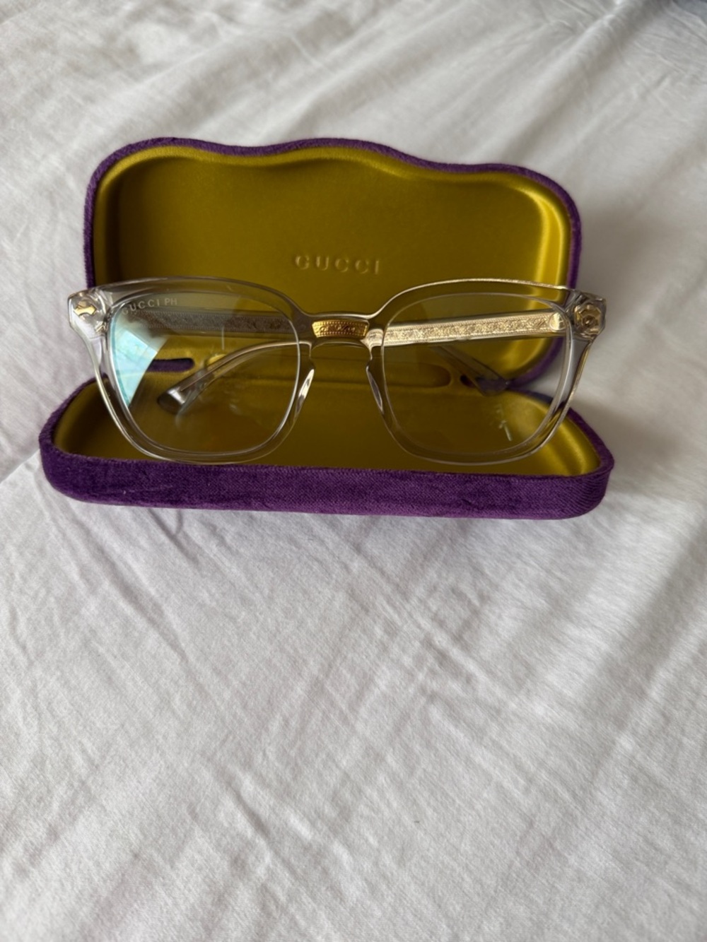 Gucci Clear Frame Glasses with Gold Trim